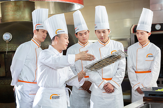 小吃培训哪个学校好？3 大核心标准筛选，甘肃新